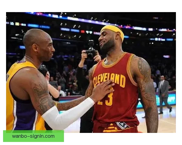 詹姆斯回忆科比经典瞬间以为配合结果被单打碾压